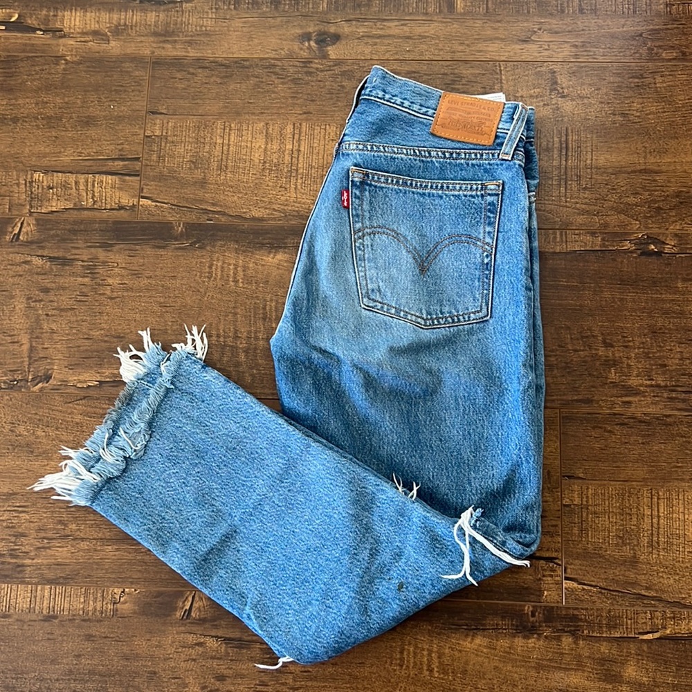 Levi’s Wedgie Straight